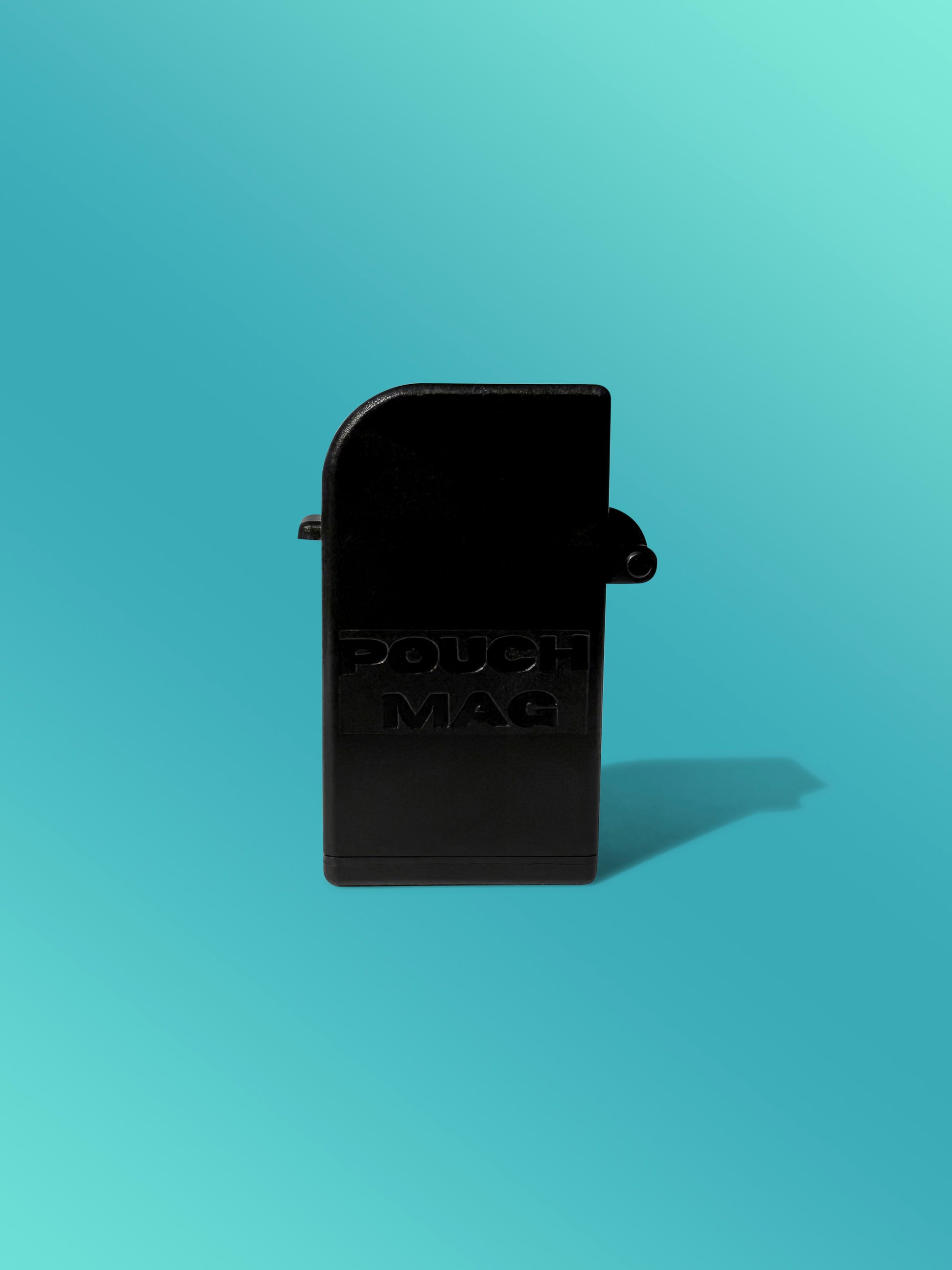 Pouch Mag- Stealth Zyn container/dispenser, lid closed side view. 